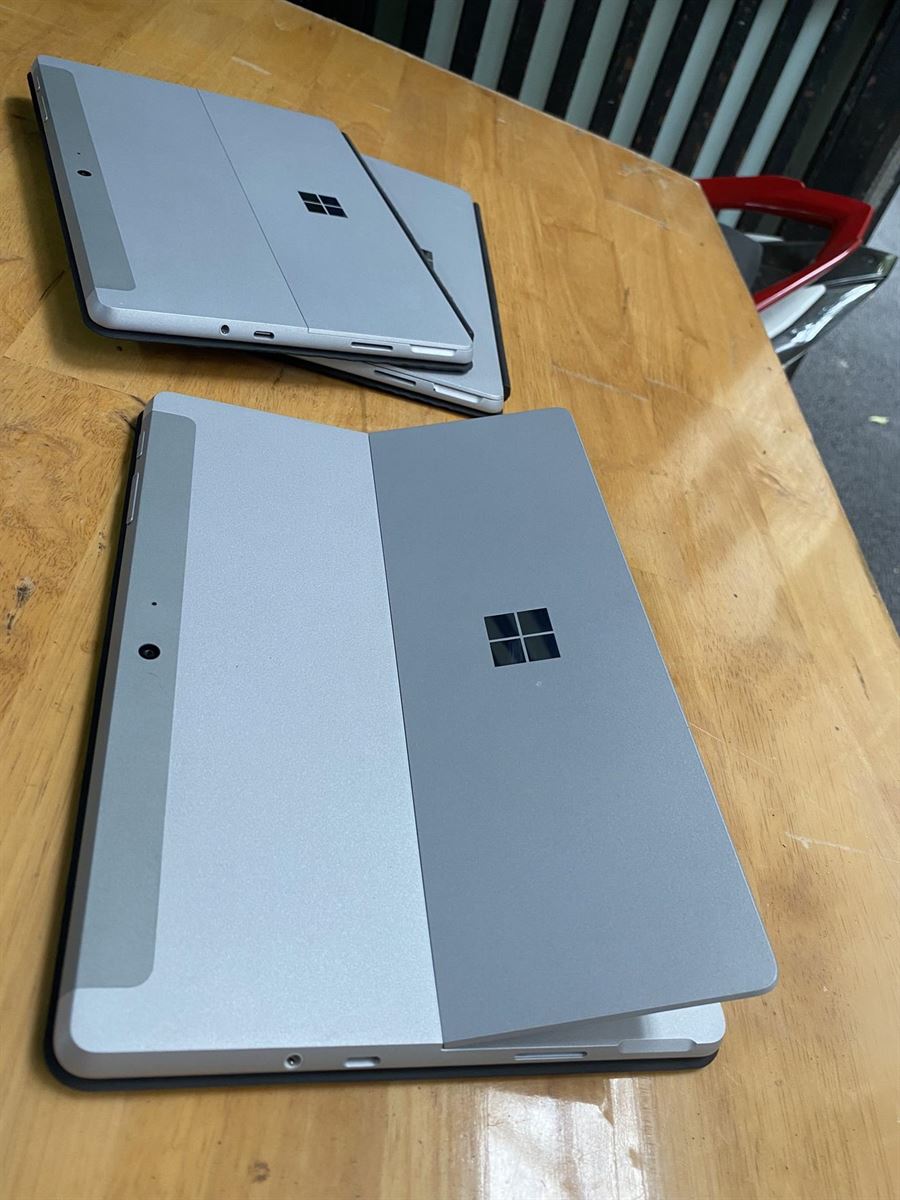 Microsoft Surface Go 1