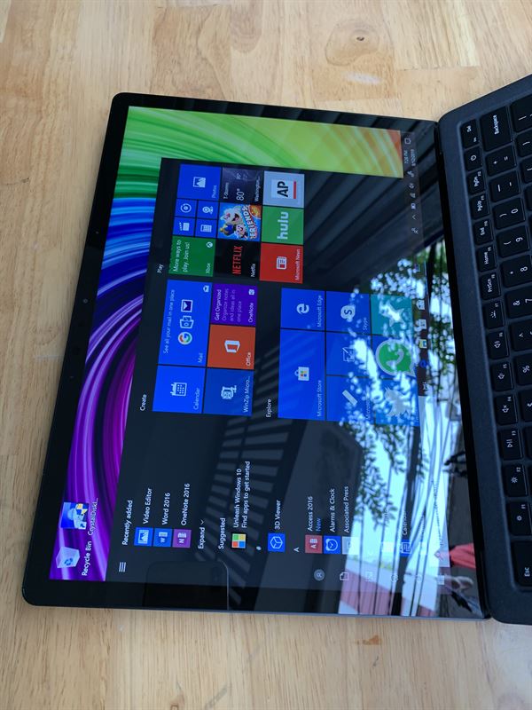Surface Laptop 2 Màu đen 6