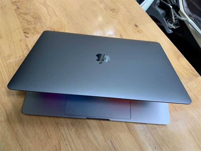 Macbook Pro 13 No Touch Bar Grey 10