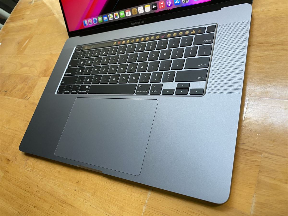 Macbook Pro 16 2019 10 1 Rotated