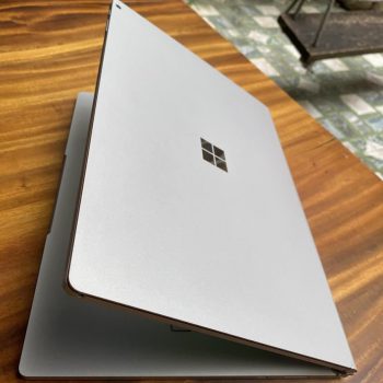 Surface Book 2 15in Dock 10