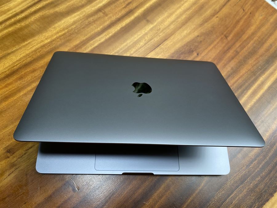 Macbook Pro 2020 13in 6