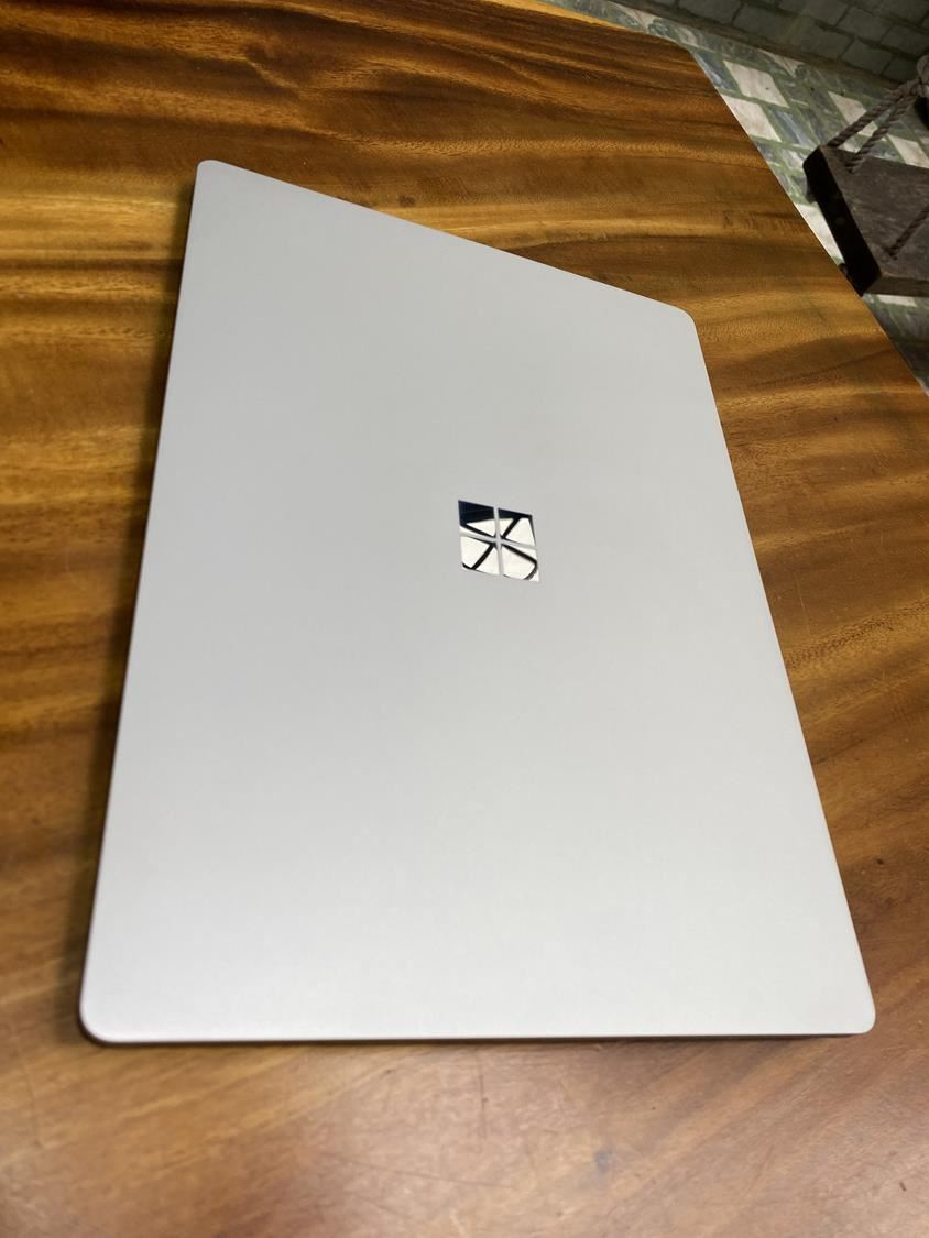 Surface Laptop 1 1