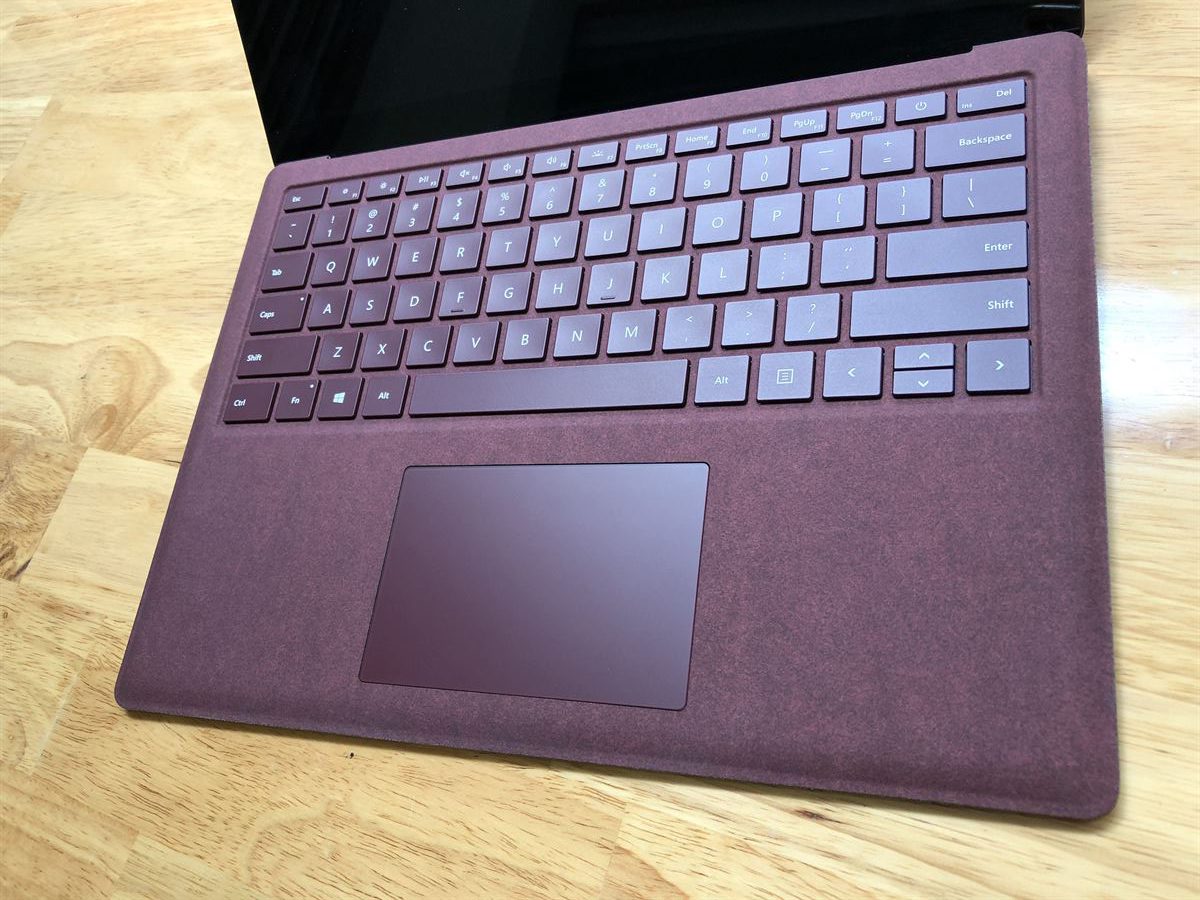 Surface Laptop I5 1