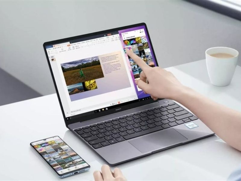 Laptop Huawei (2)