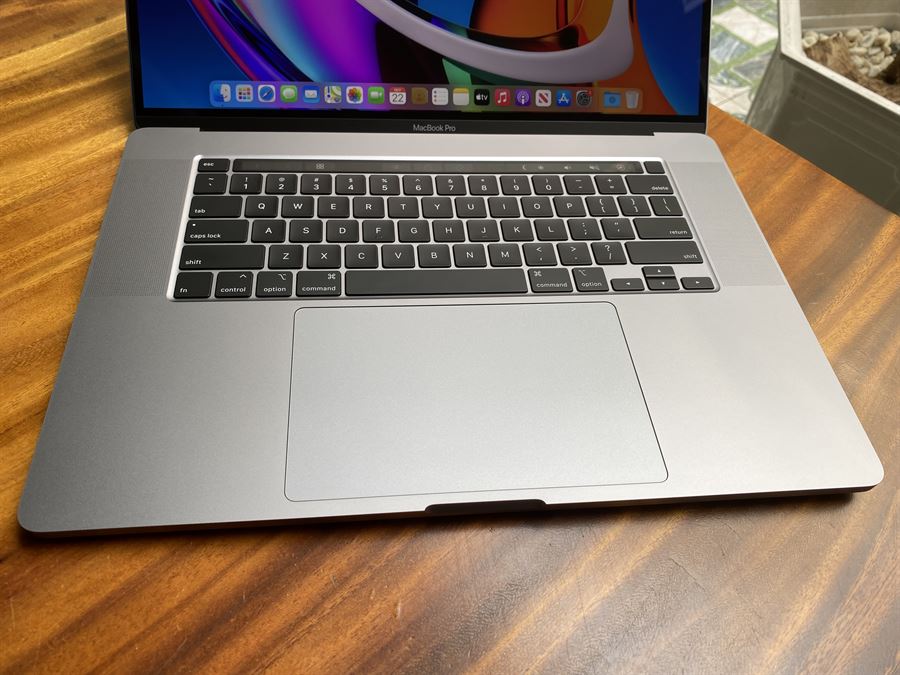 Macbook Pro 16 Inch Grey 2