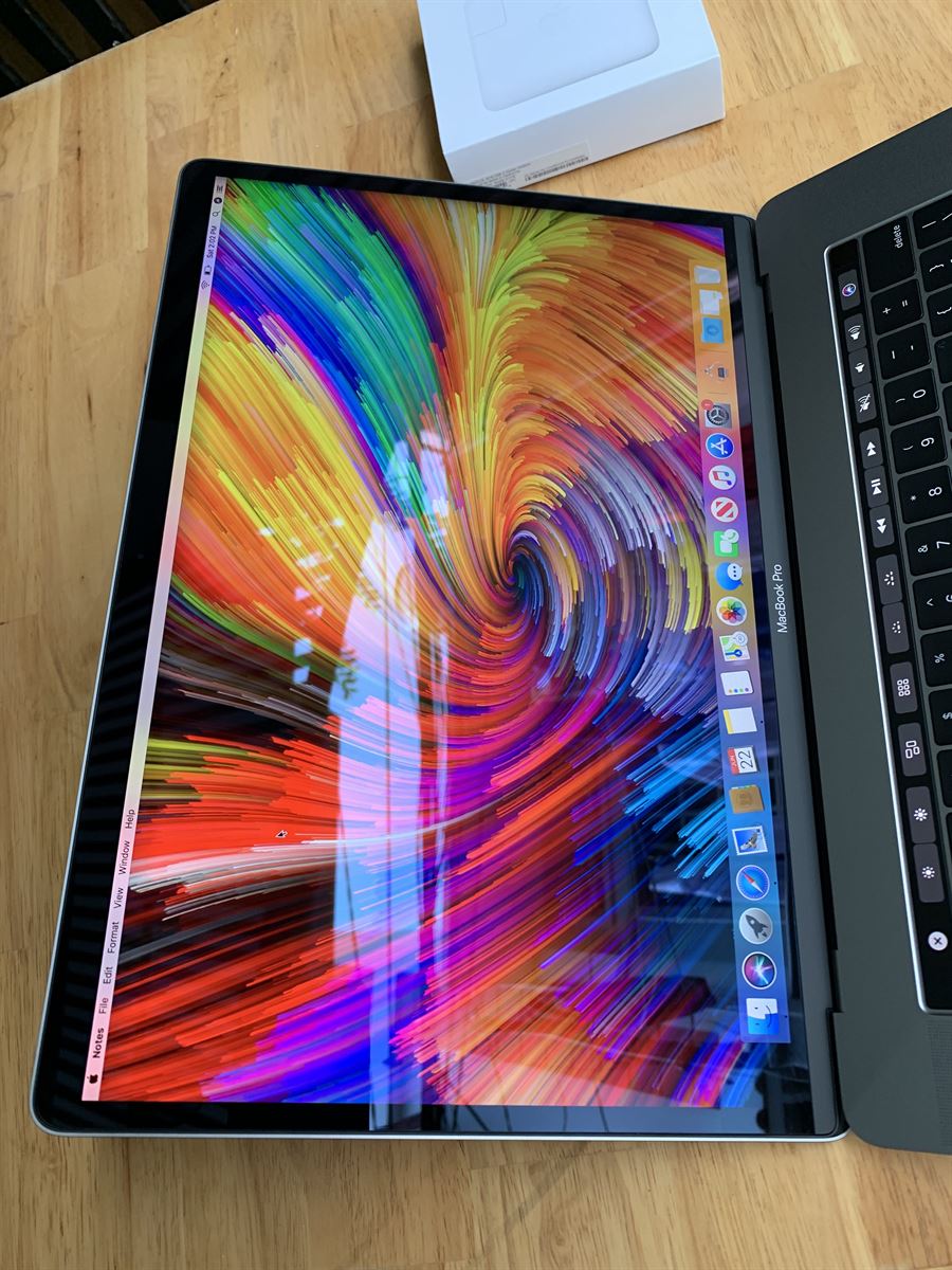 Macbook Pro 2018 Touchbar Grey 15in 18