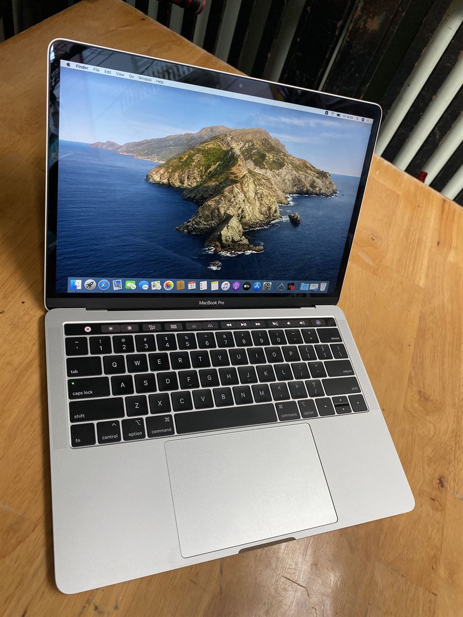 Macbook Pro 2019 13in Touch Bar 18