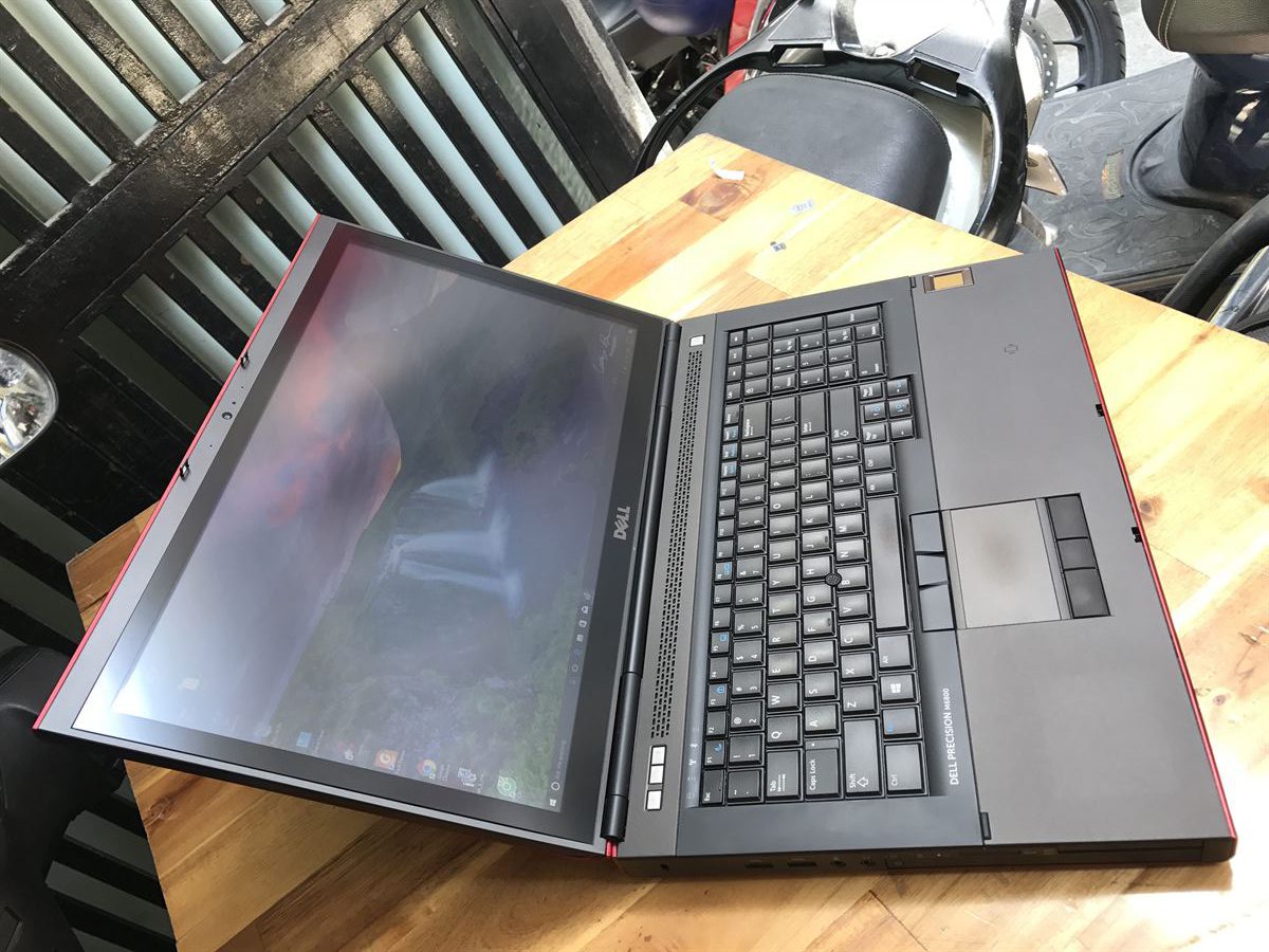 Dell M6800 Red 3