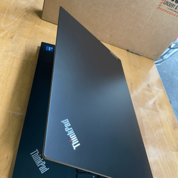 Lenovo Thinkpad E15 Gen 2 Core I7 11th (1)
