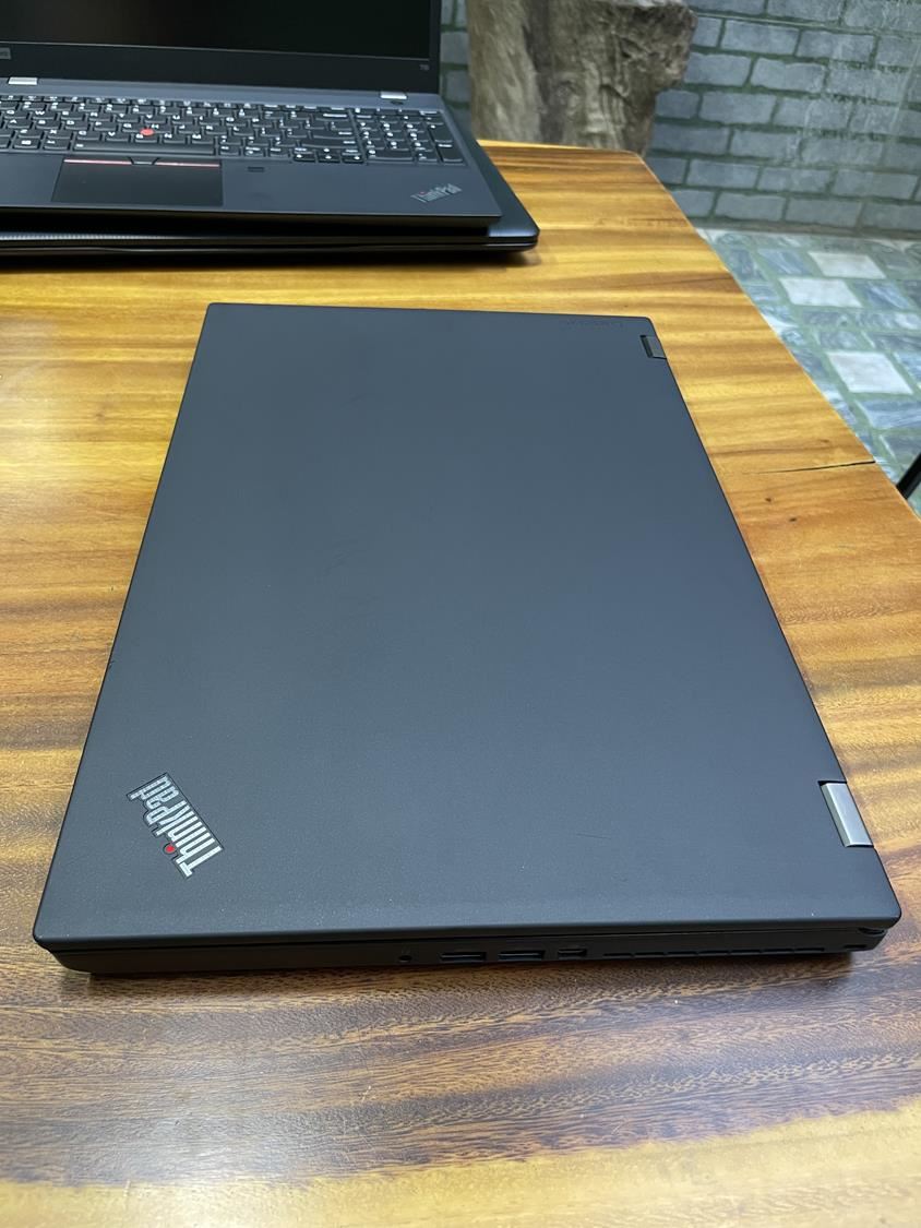 Lenovo Thinkpad P50 Core I7 (2)