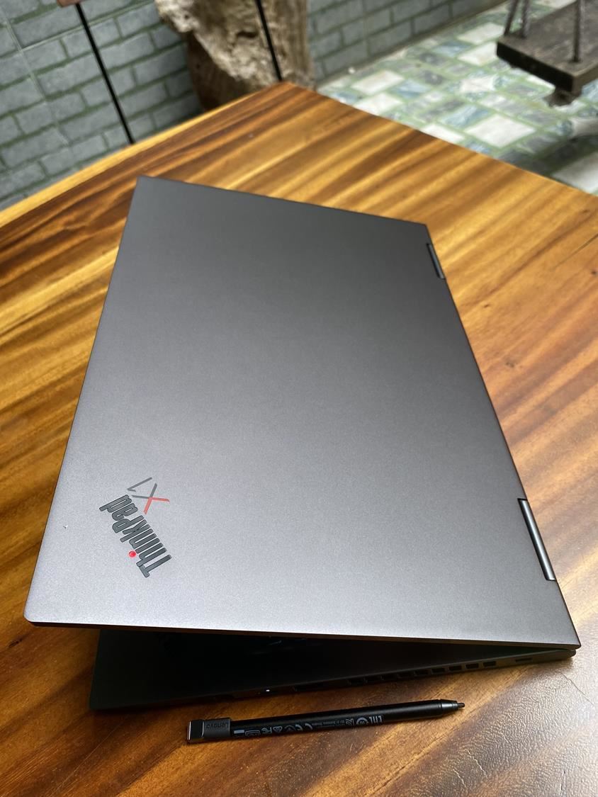 Lenovo Thinkpad X1 Yoga Gen 5 4