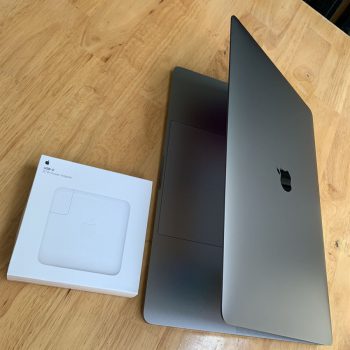 Macbook Pro 2018 Touchbar Grey 15in 20 Copy