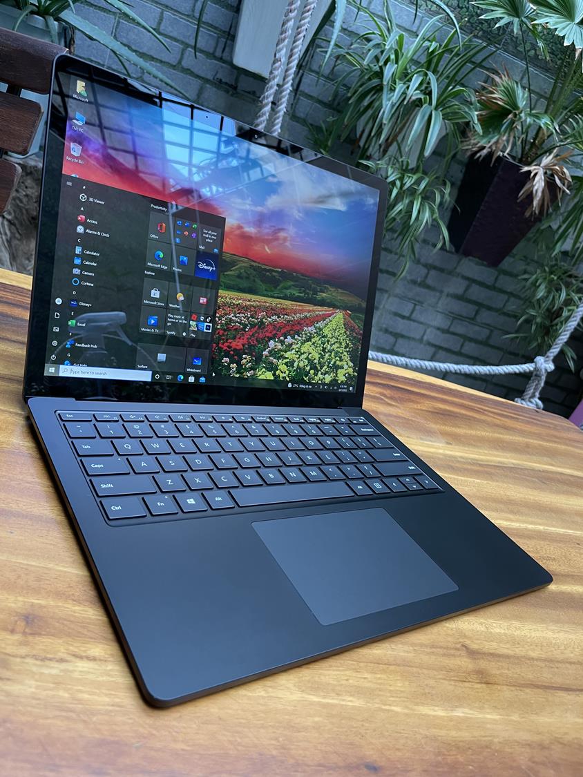 Surface Laptop 4 8