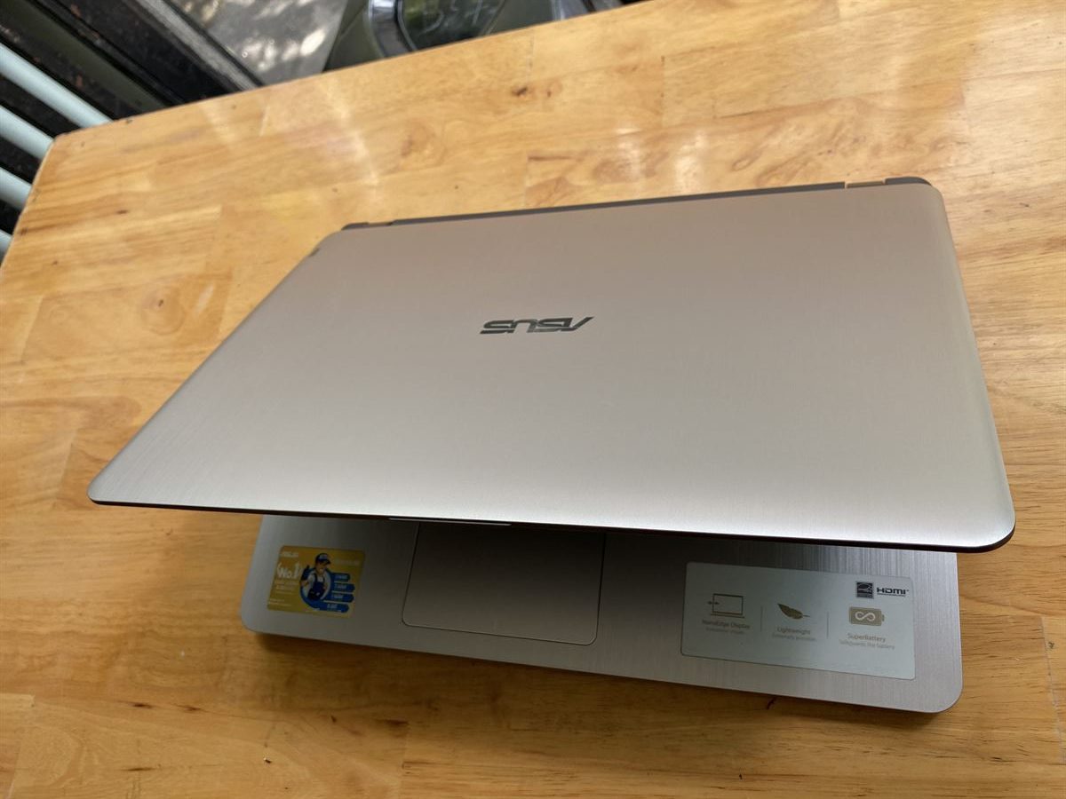 Asus Vivobook X507u Core I3 (1)