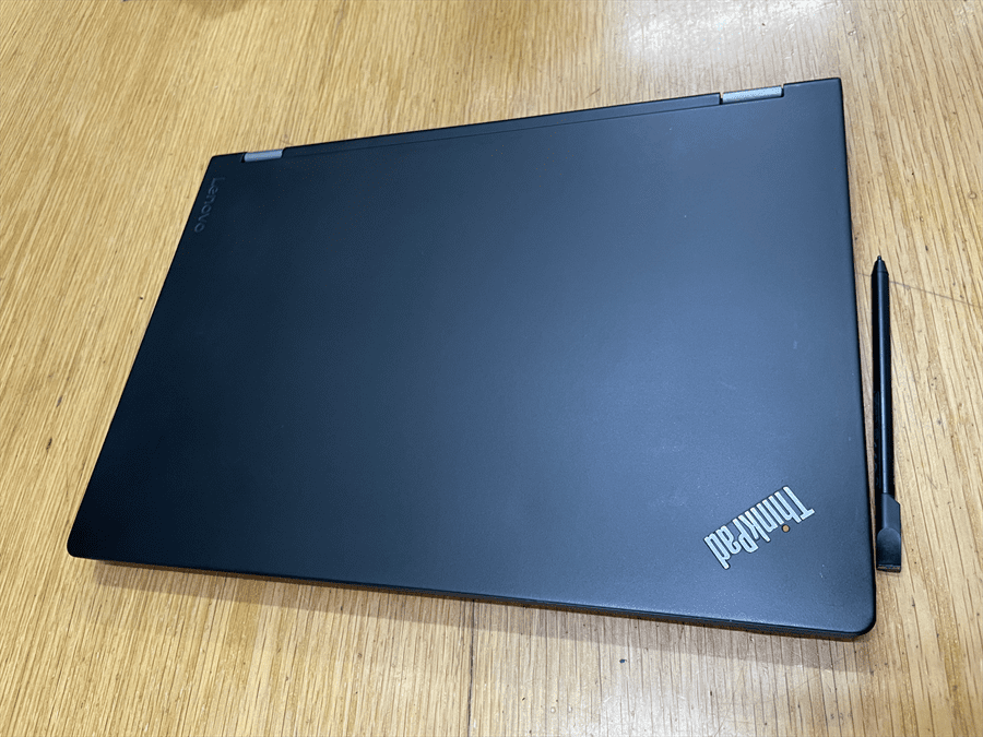 Lenovo Thinkpad Yoga 14 Core I5 (3)