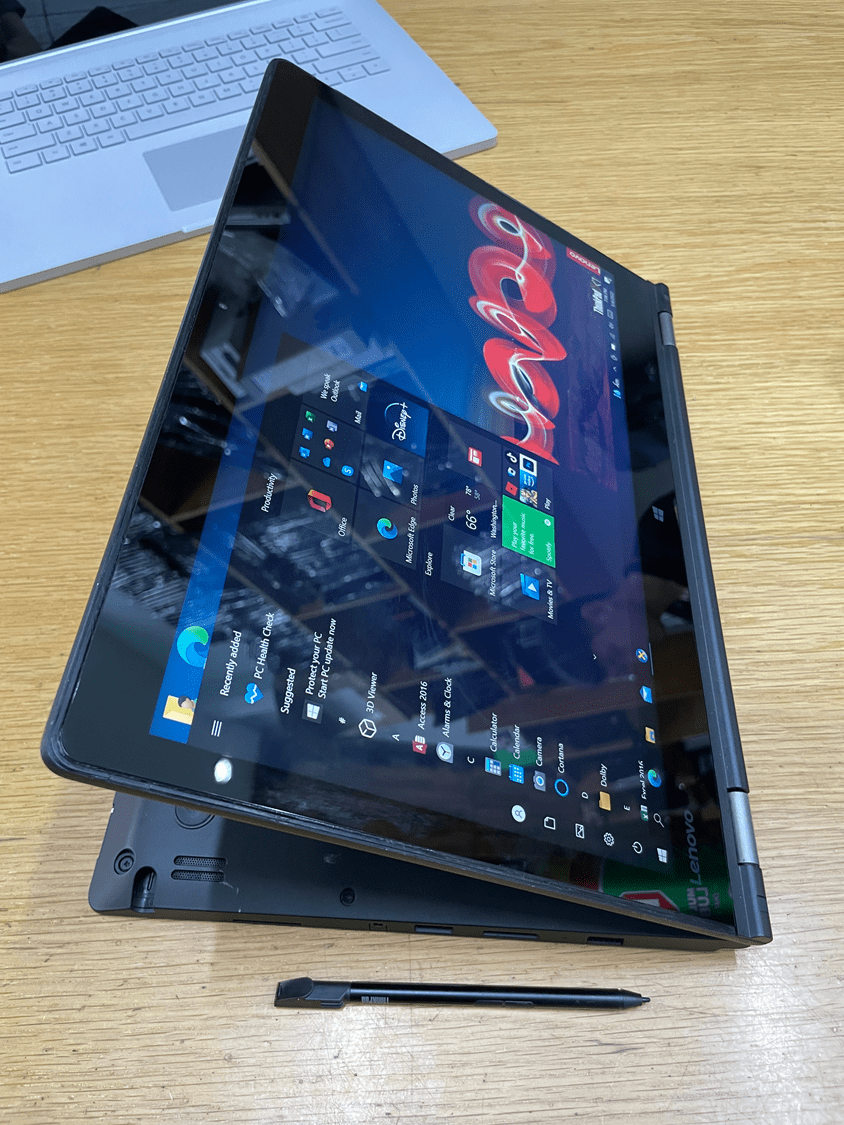 Lenovo Thinkpad Yoga 14 Core I5 (4)