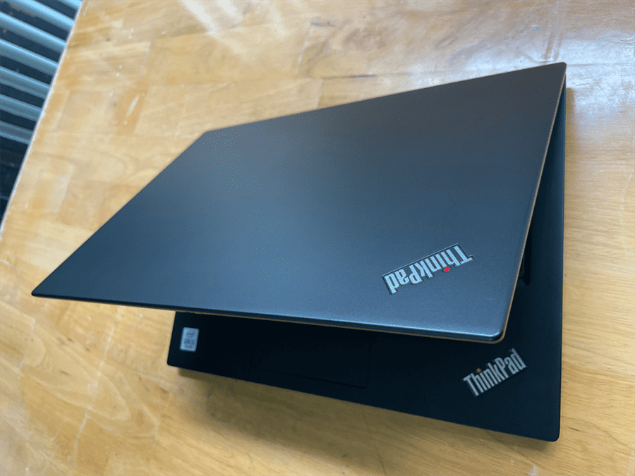 Lenovo Thinkpad X13 Core I5 (2)