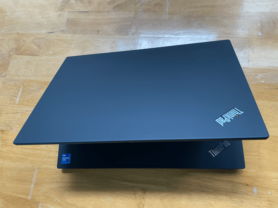 Lenovo Thinkpad T14 Gen 2 Core I7 11th (2)