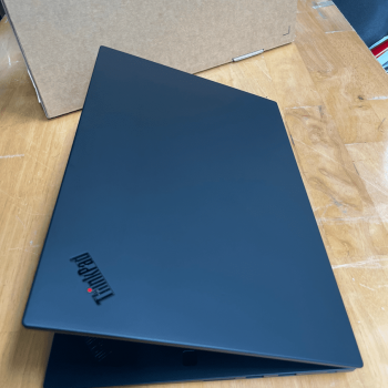 Lenovo Thinkpad P1 Gen 3 Xeon (1)