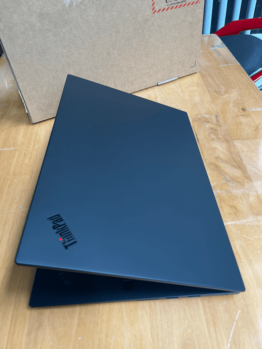 Lenovo Thinkpad P1 Gen 3 Xeon (1)