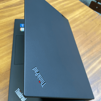 Lenovo Thinkpad T14s Gen 2 Core I7 11th (1)