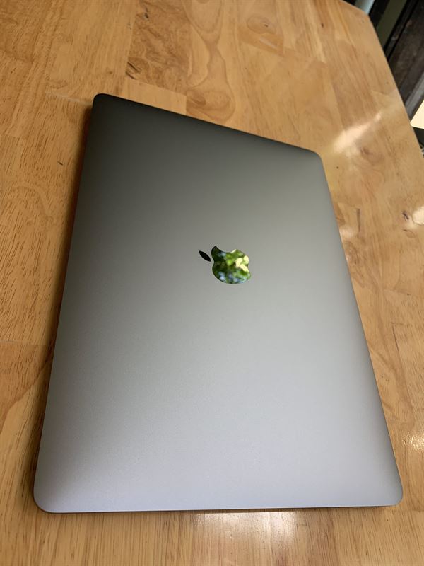 Macbook Pro 13 Touch Bar Grey 17