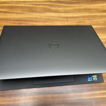 Dell Precision 5760 Core i7 UHD 4K