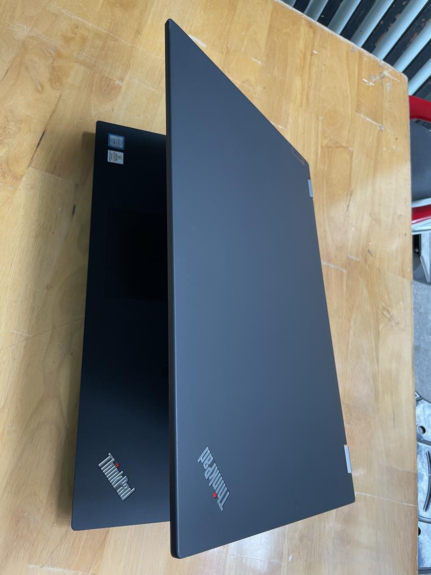 Lenovo Thinkpad P17 Xeon 2