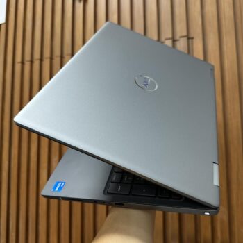 Dell Precision 7670 Core i5 OLED 4K Touch